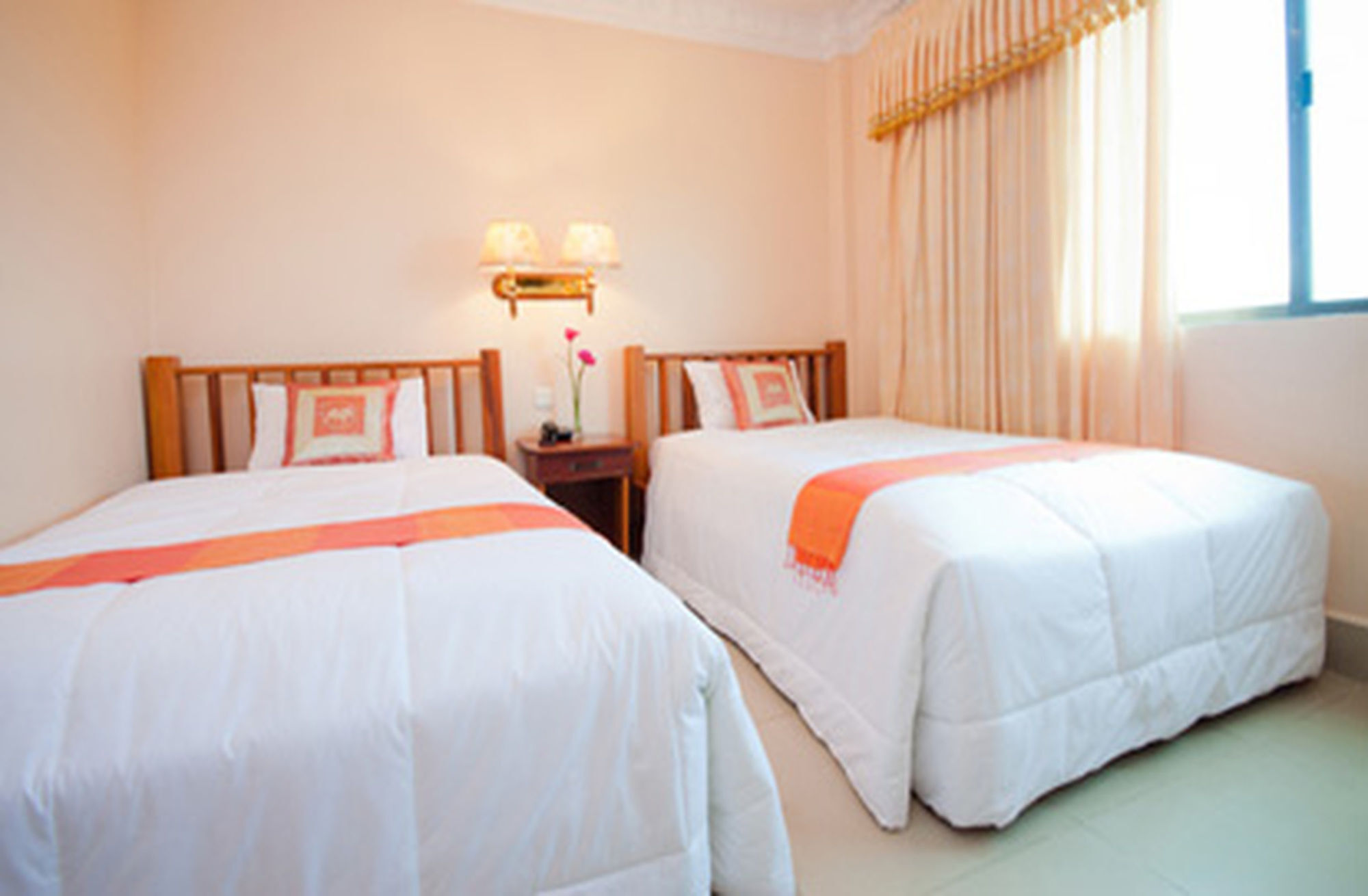 Golden Sand Hotel Sihanoukville Esterno foto